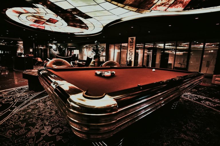 A Traveler’s Guide to Luxurious Hotel Casino Escapes